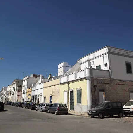 Konukevi Entrecubos Olhão